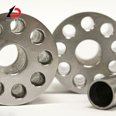 China Manufacture Forged Weld Neck Flange de aço inoxidável/aço carbono