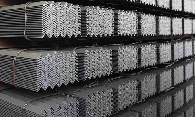 Construção de aço de baixo ângulo de carbono soldado com barra de ângulo de metal perfurado 3